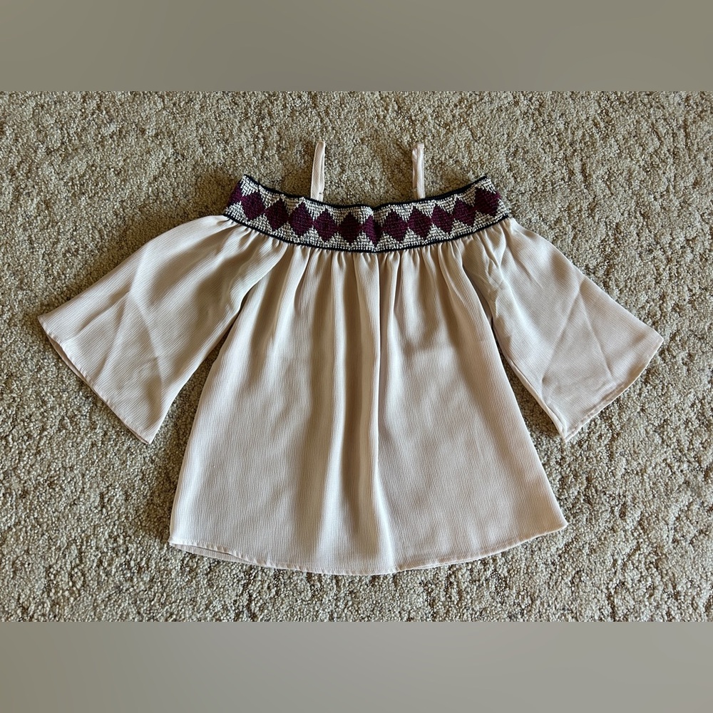 Maurices off-the-shoulder top with adjustable straps and 3/4 length sleeves, XS.